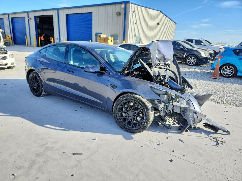 79664765 :رقم المزاد ، 5YJ3E1EA4PF613031 vin ، 2023 Tesla Model 3 مزاد بيع