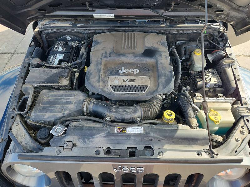Продажа на аукционе авто 2015 Jeep Wrangler Unlimited, vin: 1C4BJWDG6FL586646, номер лота: 79936545