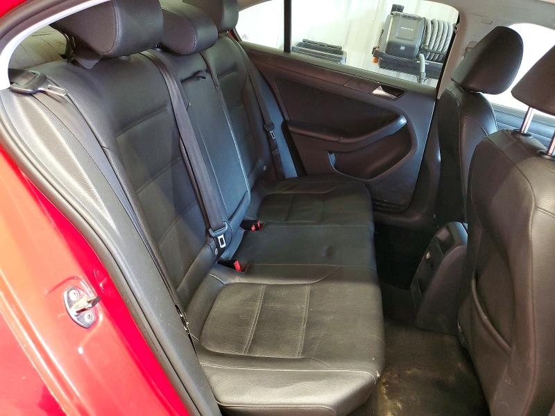 48115956 :رقم المزاد ، 3VWDP7AJ6CM323450 vin ، 2012 Volkswagen Jetta مزاد بيع