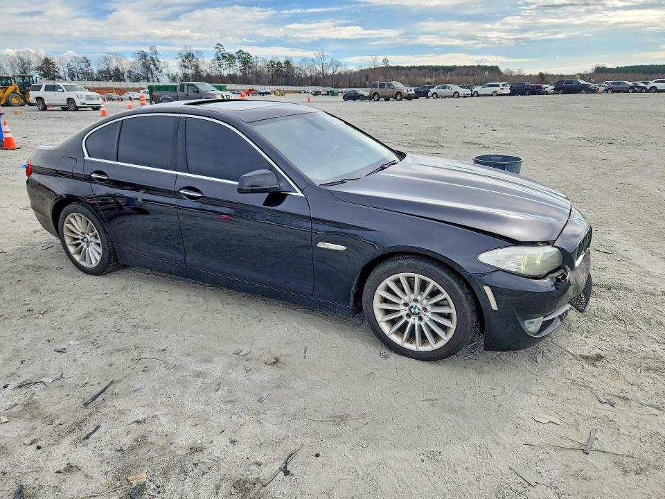 45675966 :رقم المزاد ، WBAFR7C59BC601972 vin ، 2011 Bmw 535 مزاد بيع