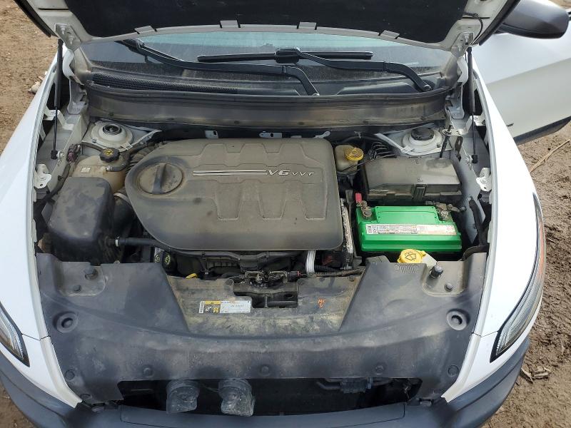 Продаж на аукціоні авто 2015 Jeep Cherokee, vin: 1C4PJMBS1FW625840, номер лоту: 47252516