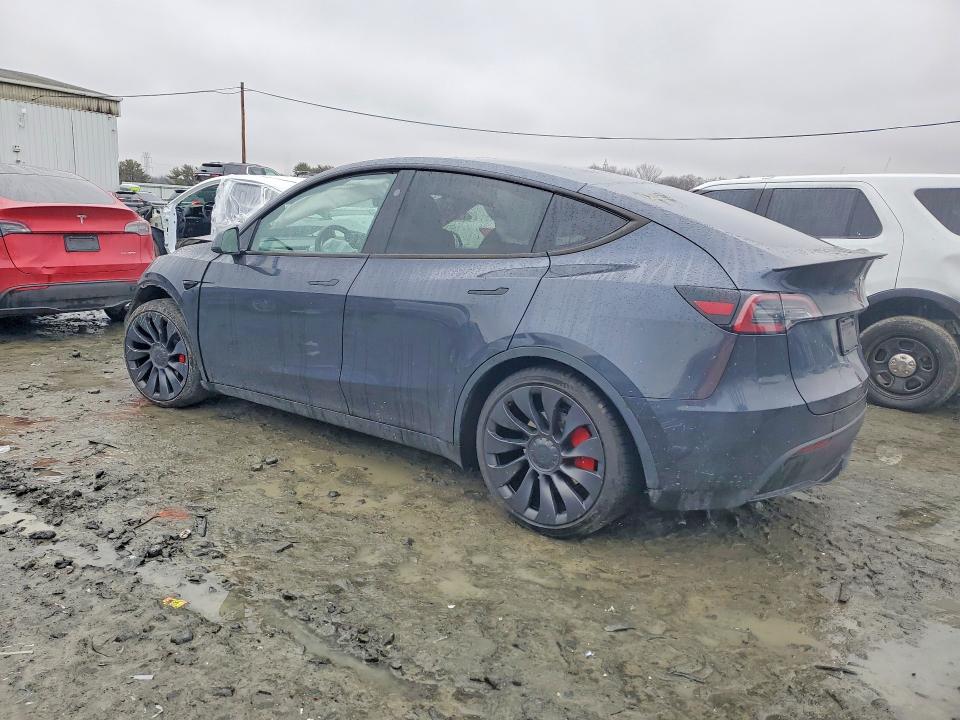 2024 Tesla Model Y მანქანა იყიდება აუქციონზე, vin: 7SAYGDEF0RA264286, აუქციონის ნომერი: 79808555