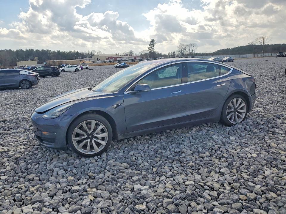 Auction sale of the 2018 Tesla Model 3, vin: 5YJ3E1EAXJF024010, lot number: 78273265