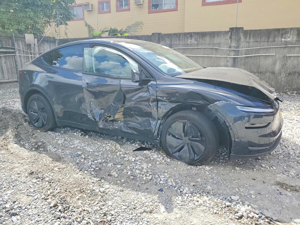2026 Tesla Model Y მანქანა იყიდება აუქციონზე, vin: 7SAYGDED5TF387297, აუქციონის ნომერი: 79687275