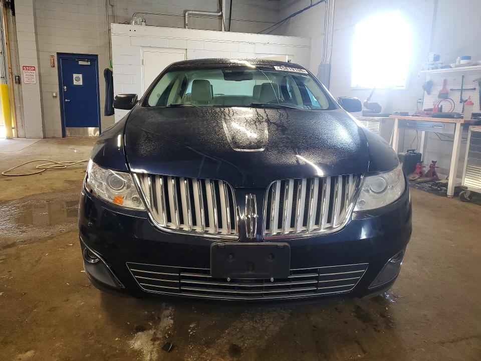 45819106 :رقم المزاد ، 1LNHM93R59G623863 vin ، 2009 Lincoln Townhouse Mks مزاد بيع