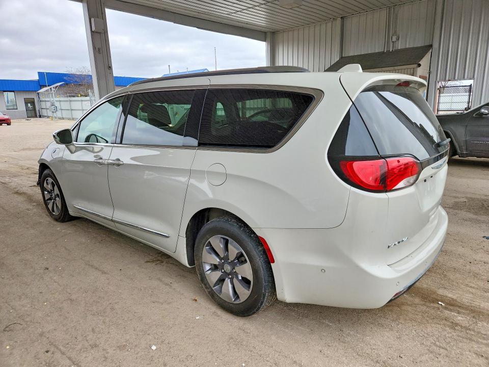 Продажа на аукционе авто 2017 Chrysler Pacifica, vin: 2C4RC1N70HR710933, номер лота: 79933775