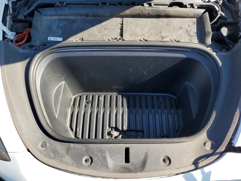 79655725 :رقم المزاد ، 7SAYGDEE5NF386646 vin ، 2022 Tesla Model Y مزاد بيع