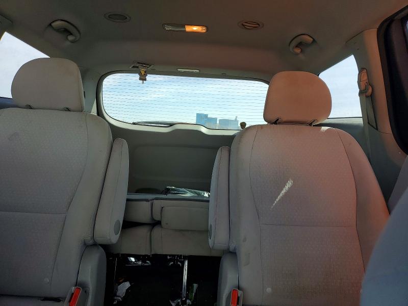 Продажа на аукционе авто 2018 Kia Sedona, vin: KNDMA5C13J6388789, номер лота: 46639596