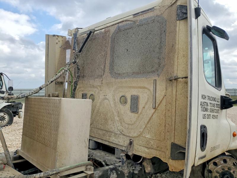 Продаж на аукціоні авто 2016 Freightliner Cascadia 125, vin: 3AKJGED5XGDGT9244, номер лоту: 79291745