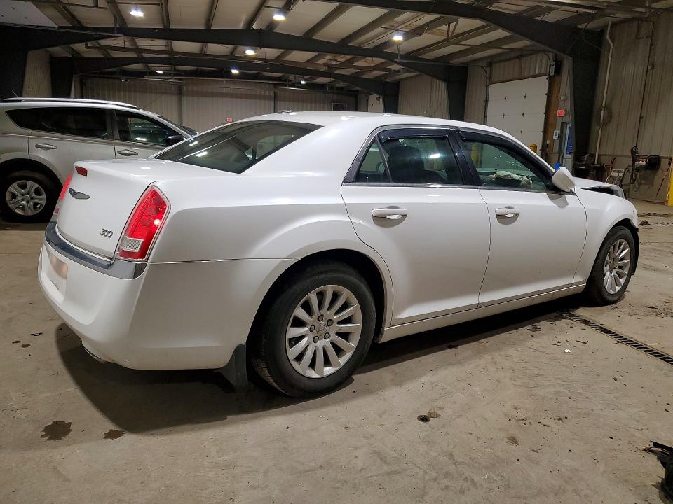47163256 :رقم المزاد ، 2C3CCAAG1DH510076 vin ، 2013 Chrysler 300 مزاد بيع