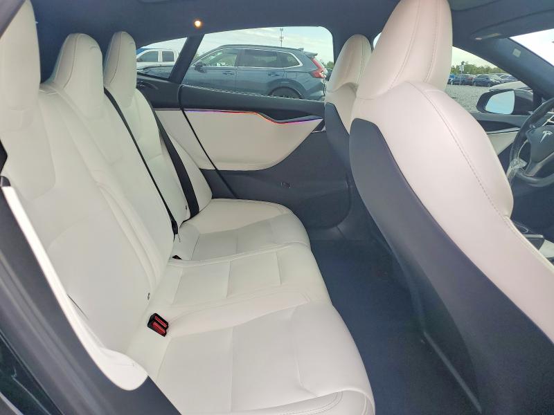 46538356 :رقم المزاد ، 5YJSA1E26LF412404 vin ، 2020 Tesla Model S مزاد بيع