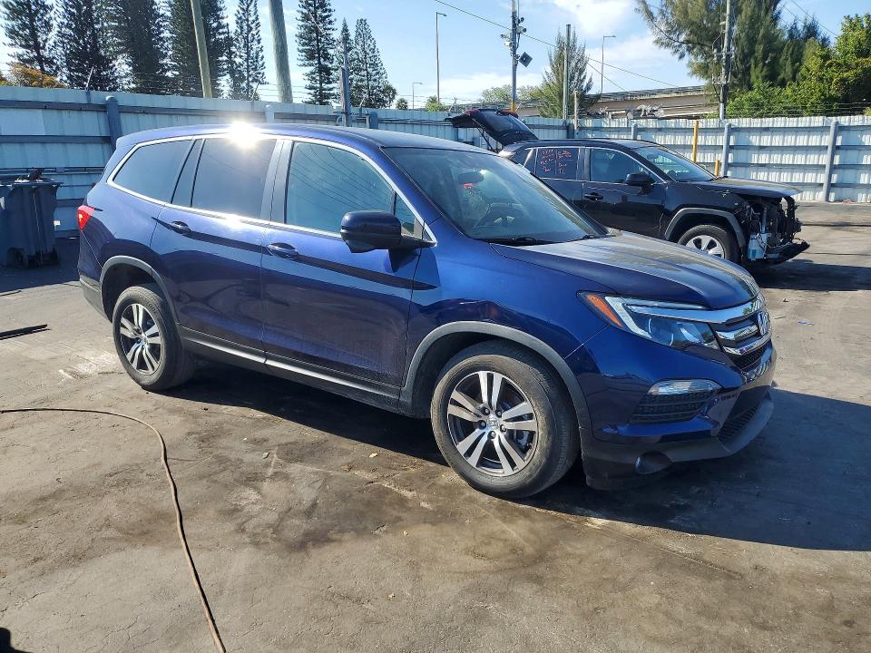 Продаж на аукціоні авто 2018 Honda Pilot, vin: 5FNYF6H38JB042972, номер лоту: 47354706