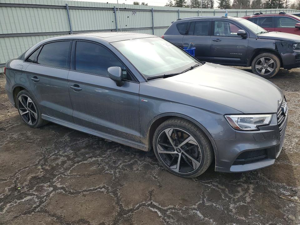 75953235 :رقم المزاد ، WAUBEGFFXLA029418 vin ، 2020 Audi A3 مزاد بيع