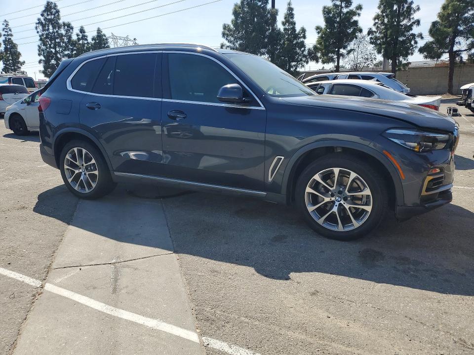 47764066 :رقم المزاد ، 5UXCR6C59KLL06630 vin ، 2019 Bmw X5 مزاد بيع