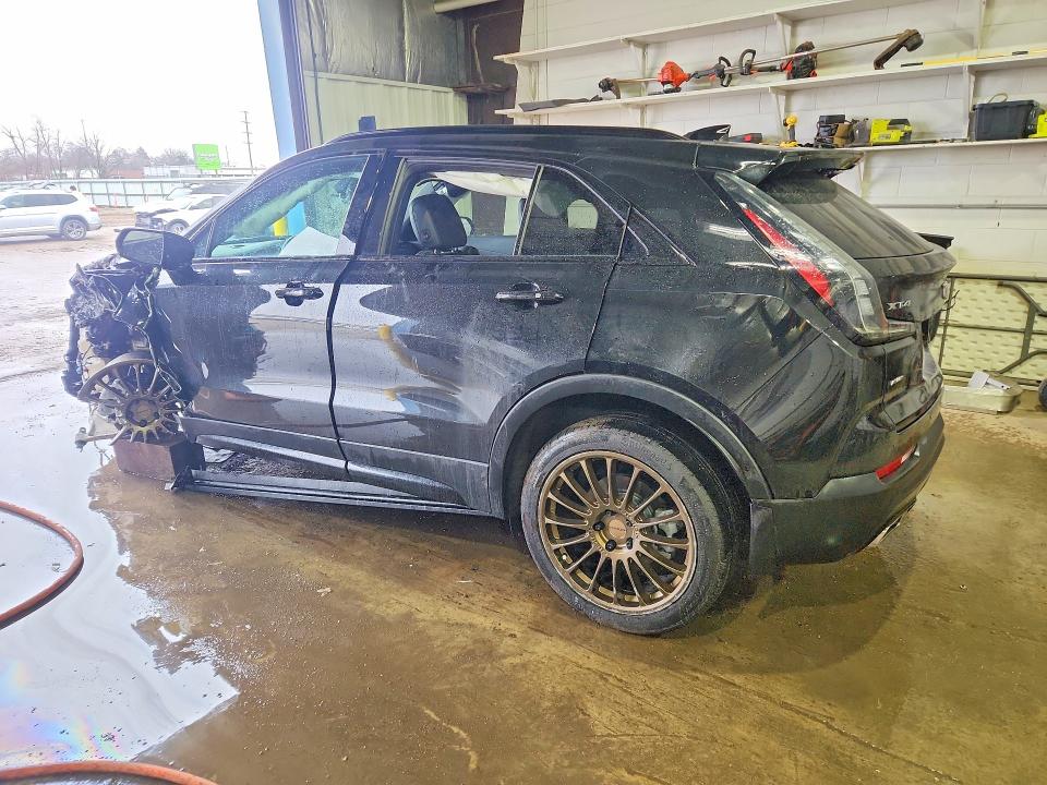 79916895 :رقم المزاد ، 1GYFZFR4XNF126194 vin ، 2022 Cadillac Xt4 مزاد بيع