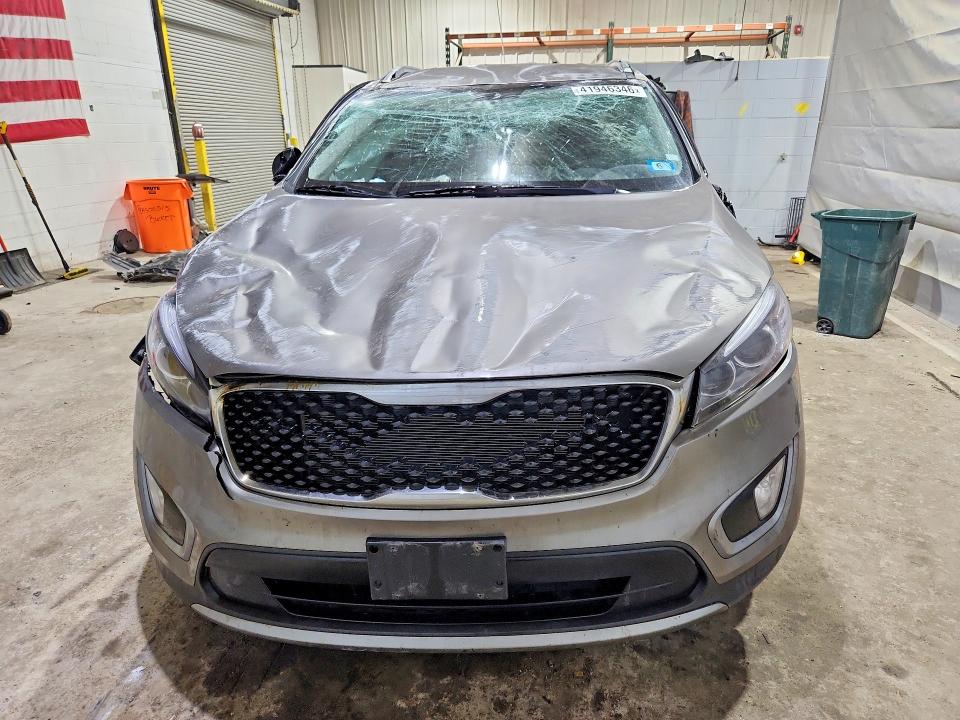 2017 Kia Sorento მანქანა იყიდება აუქციონზე, vin: 5XYPHDA51HG204451, აუქციონის ნომერი: 41946346