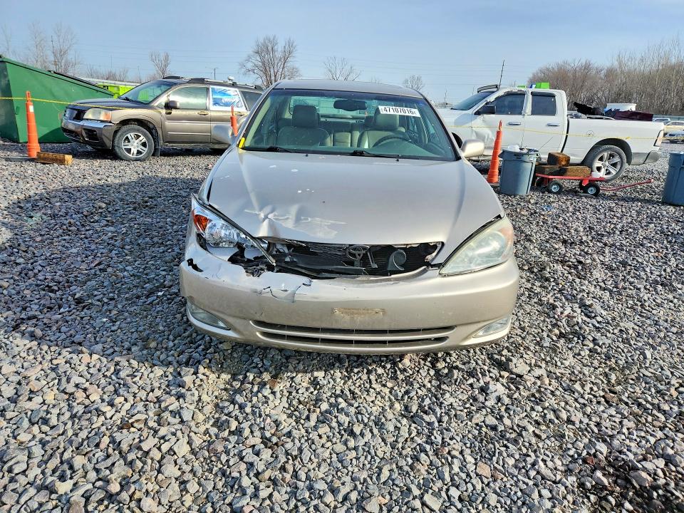 47107016 :رقم المزاد ، 4T1BE30K93U209209 vin ، 2003 Toyota Camry مزاد بيع