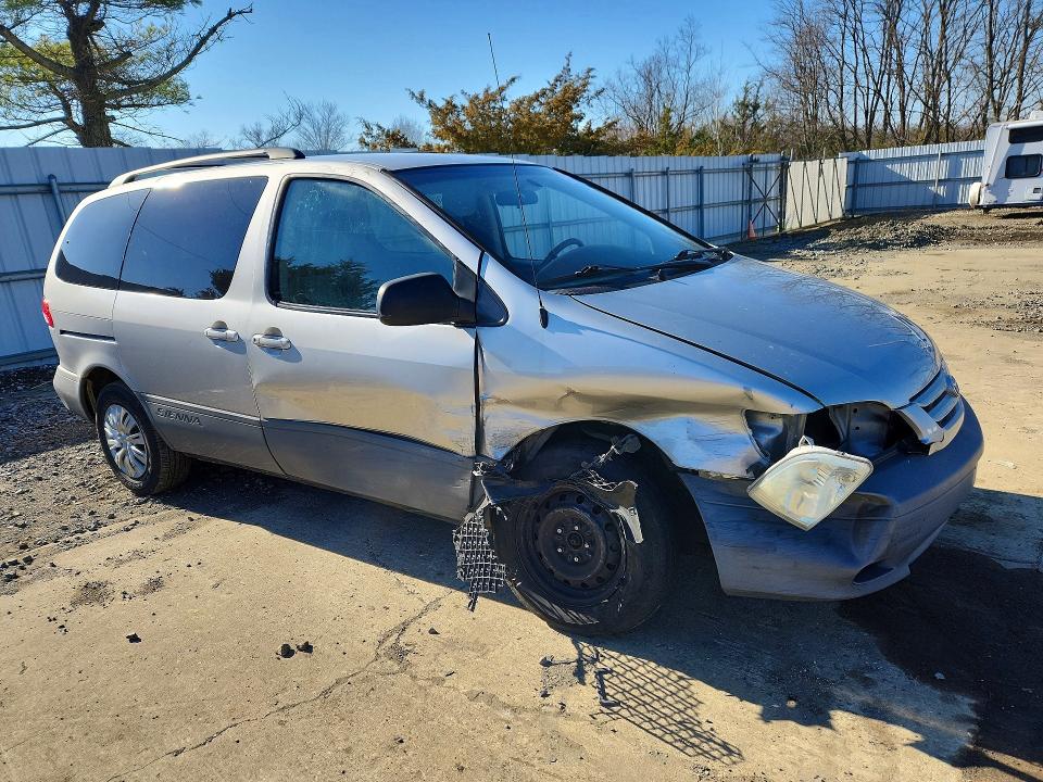 47438676 :رقم المزاد ، 4T3ZF13C22U453083 vin ، 2002 Toyota Sienna مزاد بيع