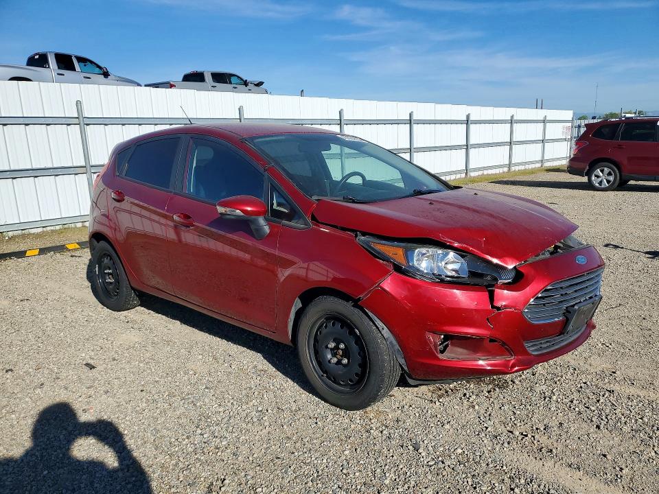 47034536 :رقم المزاد ، 3FADP4EE9FM225411 vin ، 2015 Ford Fiesta مزاد بيع