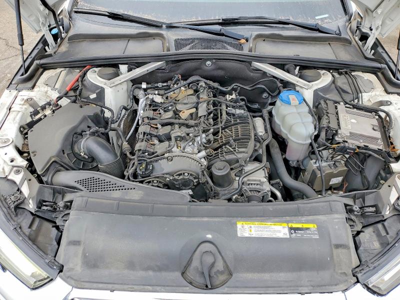 2018 Audi A4 მანქანა იყიდება აუქციონზე, vin: WAULMAF40JA145825, აუქციონის ნომერი: 46927916