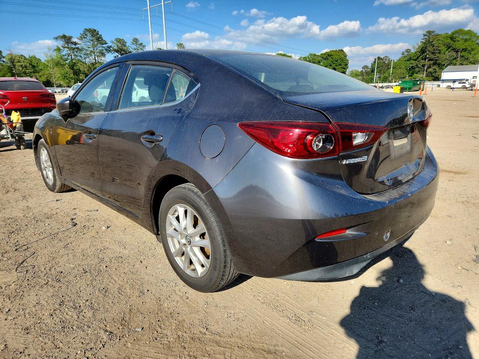 47560946 :رقم المزاد ، 3MZBN1U77JM168687 vin ، 2018 Mazda 3 مزاد بيع