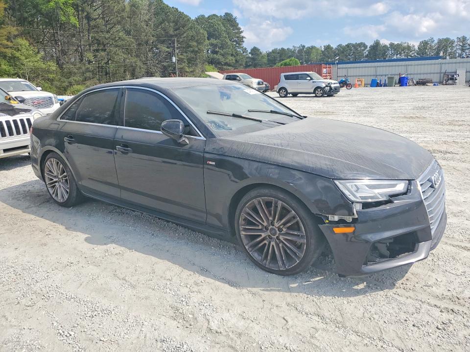 47696066 :رقم المزاد ، WAULMAF46JA145893 vin ، 2018 Audi A4 مزاد بيع