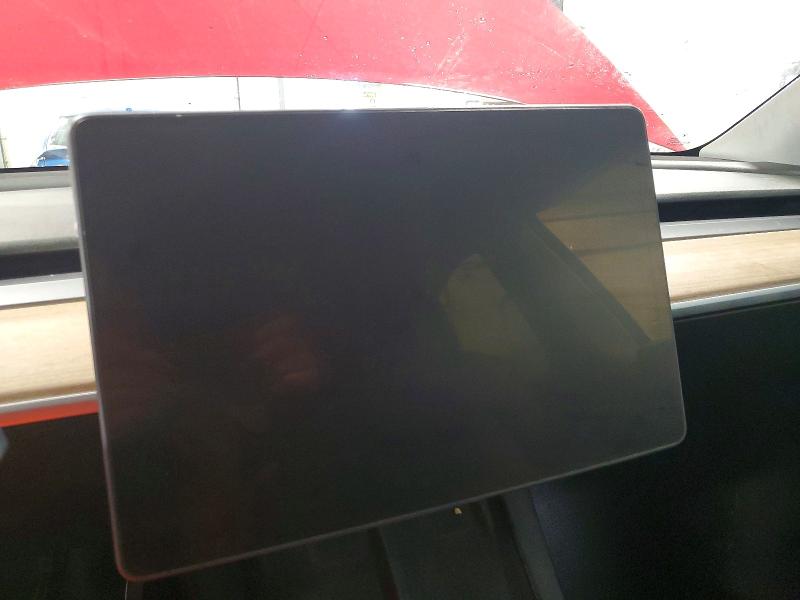 46459246 :رقم المزاد ، 5YJYGDEE9MF297500 vin ، 2021 Tesla Model Y مزاد بيع