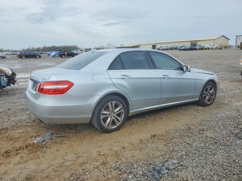 Продаж на аукціоні авто 2011 Mercedes-benz E, vin: WDDHF5GB0BA387819, номер лоту: 45510116