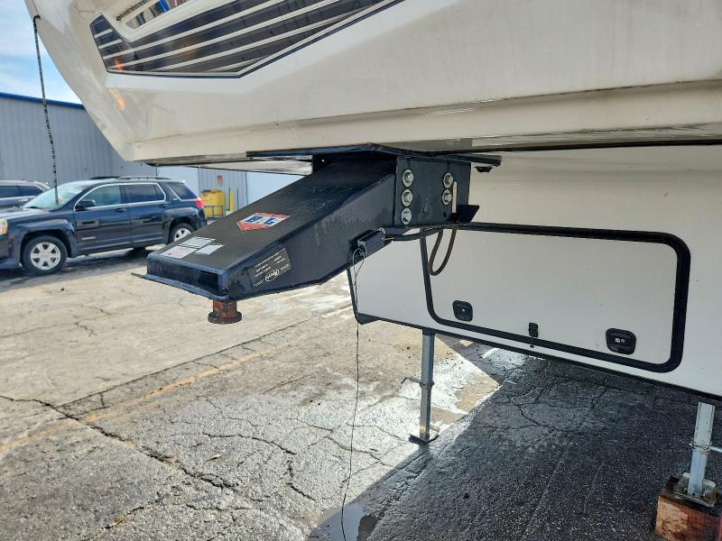 79957575 :رقم المزاد ، 54CFM4T23K4024453 vin ، 2019 Winnebago Minnie مزاد بيع