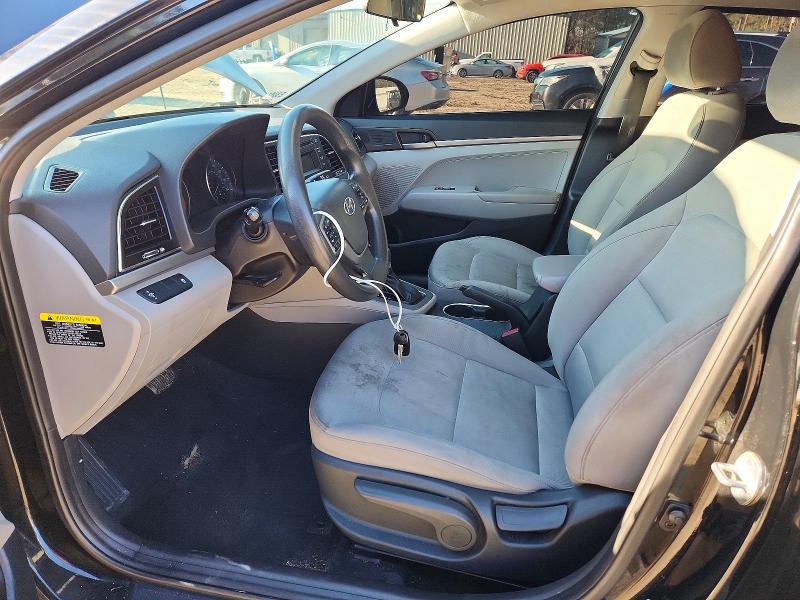 45694716 :رقم المزاد ، 5NPD74LF2HH198955 vin ، 2017 Hyundai Elantra مزاد بيع