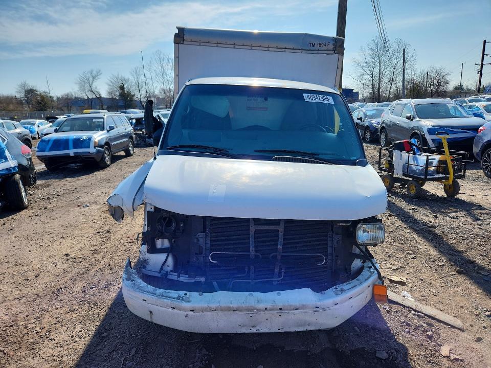 46942906 :رقم المزاد ، 1GDY72BA6C1903554 vin ، 2012 Gmc Savana مزاد بيع