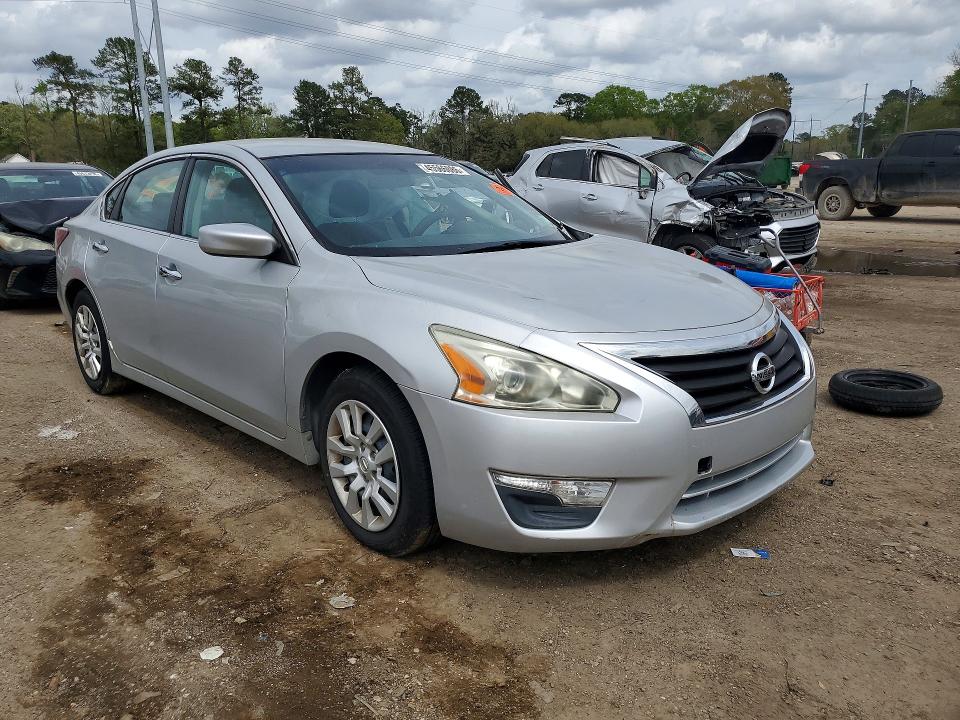 Продаж на аукціоні авто 2015 Nissan Altima, vin: 1N4AL3AP3FN888592, номер лоту: 45566086