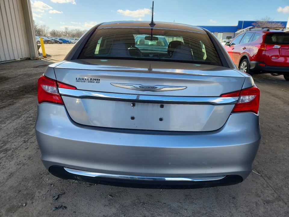 Aukcja sprzedaży 2014 Chrysler 200, vin: 1C3CCBBB8EN112199, numer aukcji: 45644636