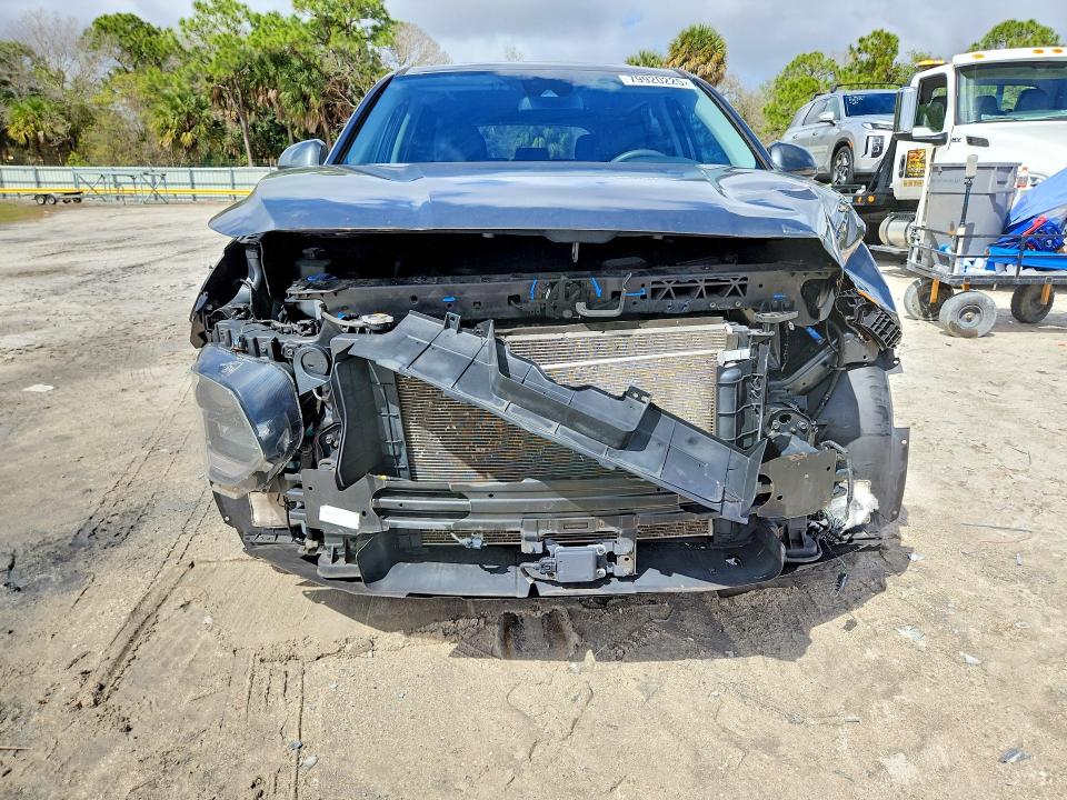 Продаж на аукціоні авто 2019 Hyundai Santa Fe, vin: 5NMS23AD0KH135875, номер лоту: 79920225