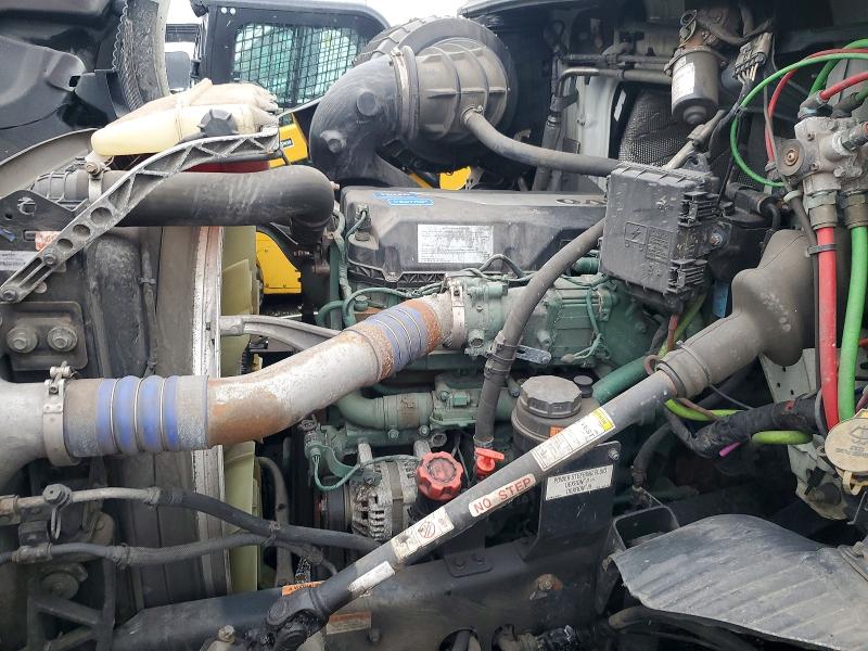 2019 Volvo Vnr მანქანა იყიდება აუქციონზე, vin: 4V4W19DF1KN217898, აუქციონის ნომერი: 79576155