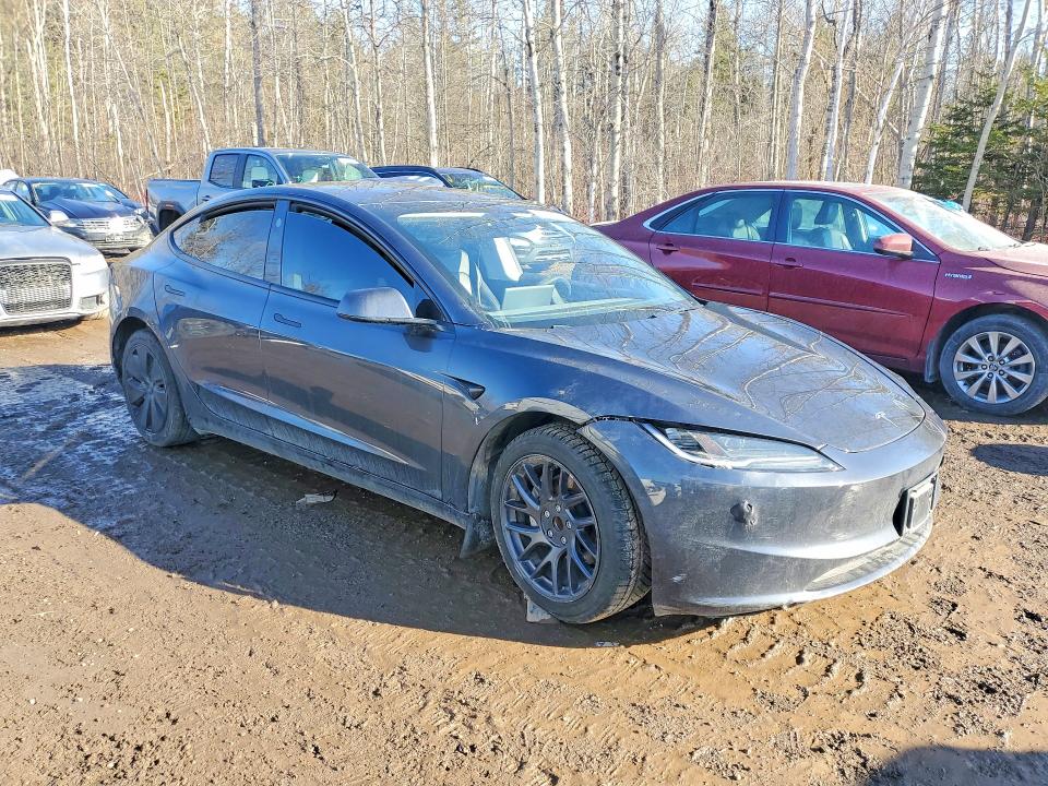 41727566 :رقم المزاد ، LRW3E7FA6RC093865 vin ، 2024 Tesla Model 3 مزاد بيع