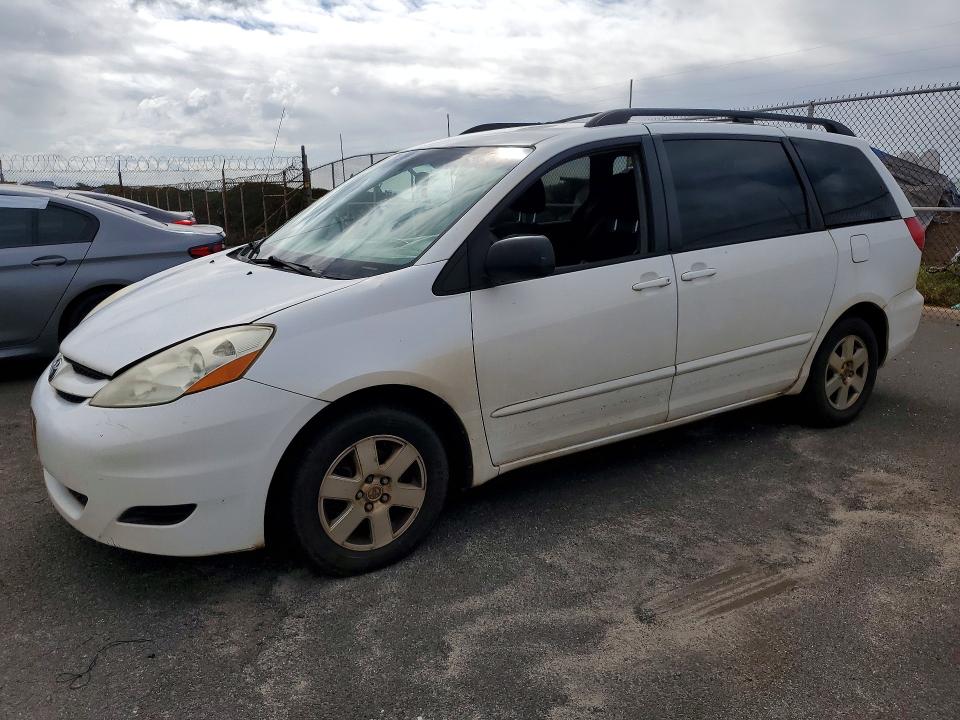 Aukcja sprzedaży 2010 Toyota Sienna, vin: 5TDKK4CC5AS306979, numer aukcji: 47654036