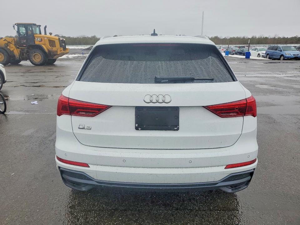 2022 Audi Q3 მანქანა იყიდება აუქციონზე, vin: WA1EECF30N1049561, აუქციონის ნომერი: 78312415