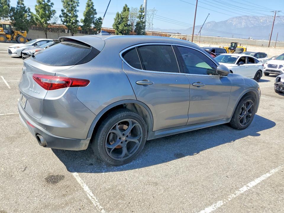 Aukcja sprzedaży 2018 Alfa Romeo Stelvio, vin: ZASFAKBN3J7B59865, numer aukcji: 42016646