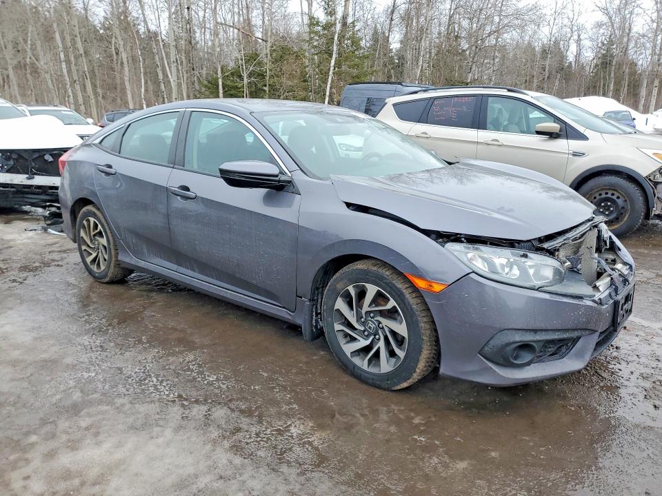 77936635 :رقم المزاد ، 2HGFC2F68JH011819 vin ، 2018 Honda Civic مزاد بيع