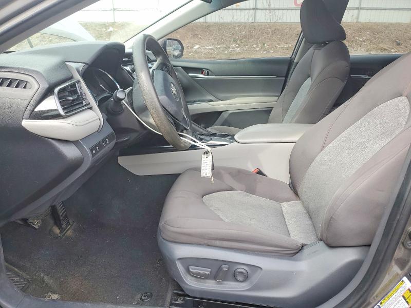47461646 :رقم المزاد ، 4T1B11HK8KU791564 vin ، 2019 Toyota Camry مزاد بيع