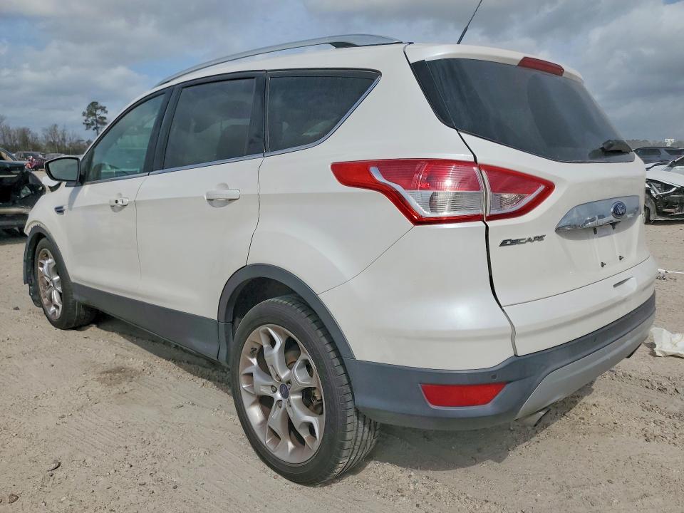 Продажа на аукционе авто 2016 Ford Escape, vin: 1FMCU0J97GUB96693, номер лота: 79728185