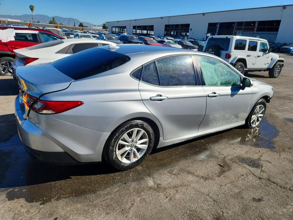 Продаж на аукціоні авто 2025 Toyota Camry, vin: 4T1DAACK9SU165909, номер лоту: 72745605