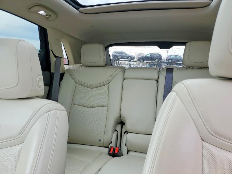47563896 :رقم المزاد ، 1GYKNBRS0HZ101020 vin ، 2017 Cadillac Xt5 مزاد بيع