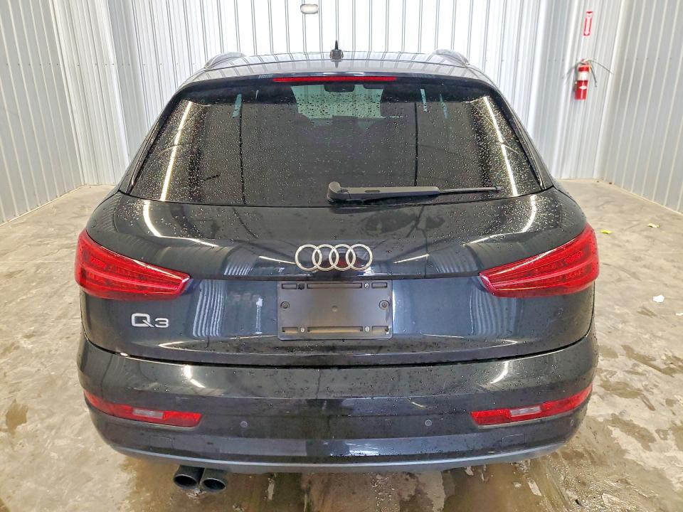 46040166 :رقم المزاد ، WA1BFCFS1GR018850 vin ، 2016 Audi Q3 مزاد بيع