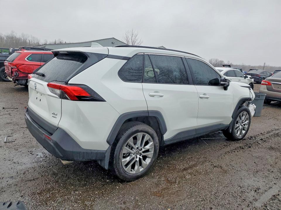 Продажа на аукционе авто 2025 Toyota Rav4, vin: 2T3R1RFV6SW558199, номер лота: 45494386