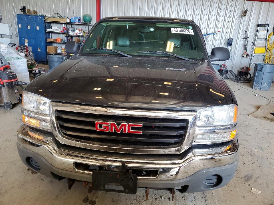 Продаж на аукціоні авто 2004 Gmc New Sierra, vin: 2GTEK19V241385186, номер лоту: 48100326