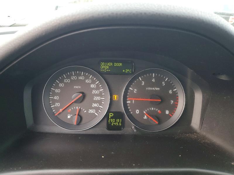 2010 Volvo S40 მანქანა იყიდება აუქციონზე, vin: YV1382MS2A2508323, აუქციონის ნომერი: 46878656