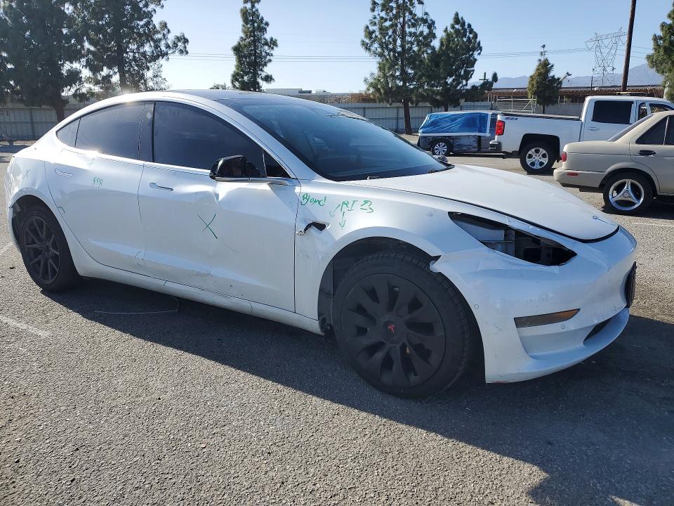 79046045 :رقم المزاد ، 5YJ3E1EA7LF645109 vin ، 2020 Tesla Model 3 مزاد بيع