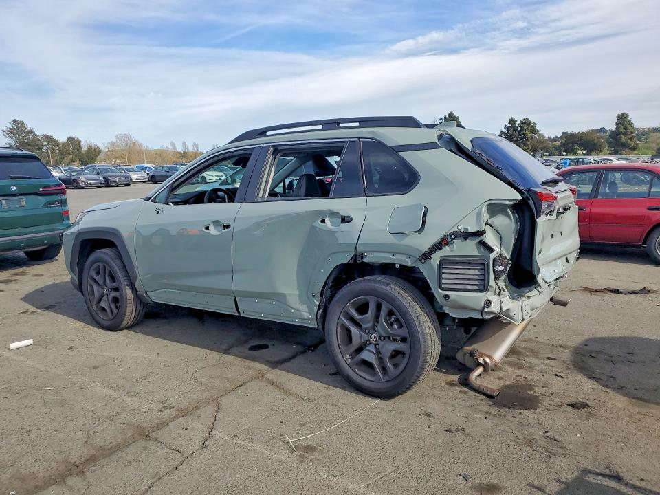 Продажа на аукционе авто 2023 Toyota Rav4, vin: 2T3J1RFV3PW407065, номер лота: 46118666